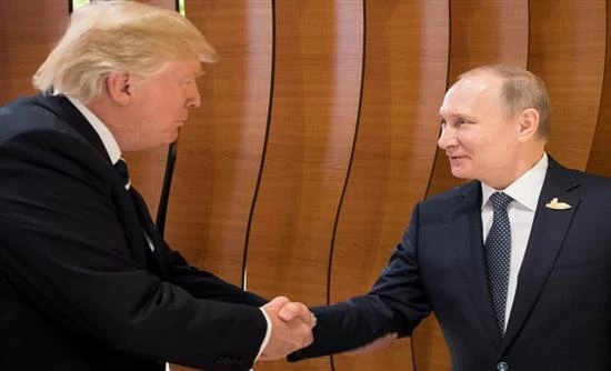 Κρεμλίνο: Εξετάζεται το ενδεχόμενο να πραγματοποιηθεί στη Βιέννη συνάντηση Πούτιν-Τραμπ